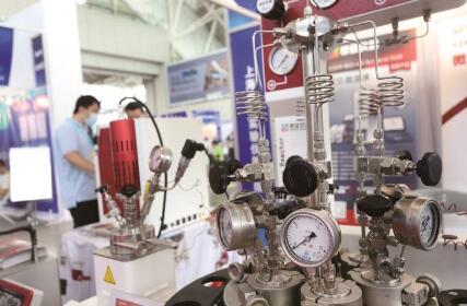 2020南京國(guó)際科教技術(shù)及裝備博覽會(huì)開(kāi)幕